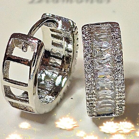 Clear White Asymmetrical & Clear White Baguette Diamond Earrings 925 Silver - Picture 4 of 8